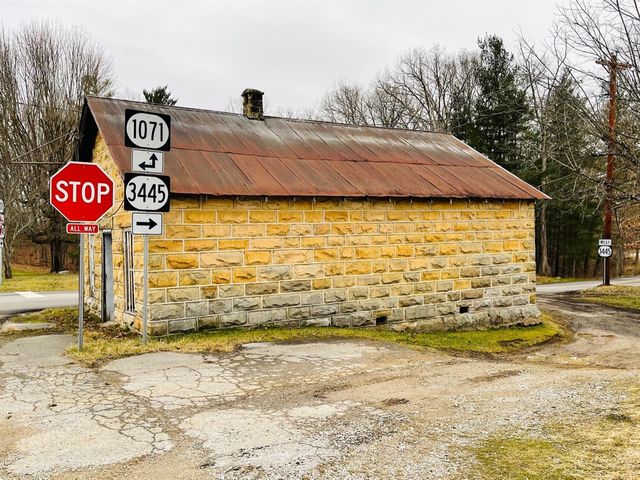 2867 HWY 3445, Tyner, KY 40486
