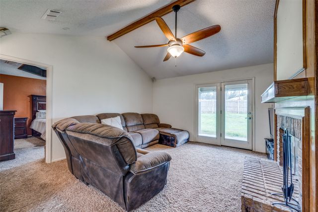 1528 Timbercreek Drive, Howe, TX 75459