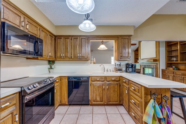 1528 Timbercreek Drive, Howe, TX 75459