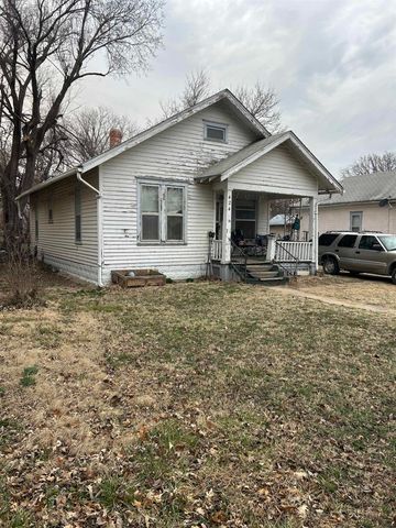 424 E 8th St, Newton, KS 67114