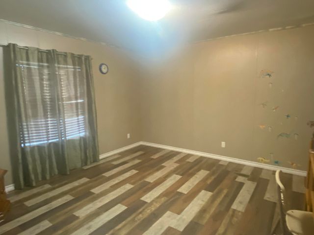 107 N Lary Drive, Brownfield, TX 79316