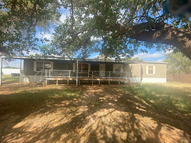 107 N Lary Drive, Brownfield, TX 79316