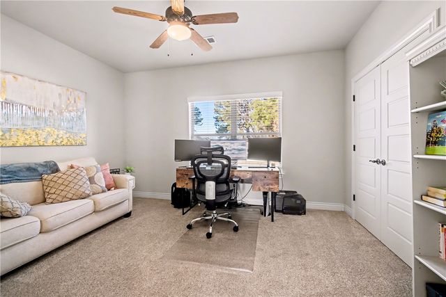 5529 W Poison Springs Drive, Fayetteville, AR 72704