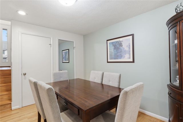 39 Menlo Pl, Rochester, NY 14620
