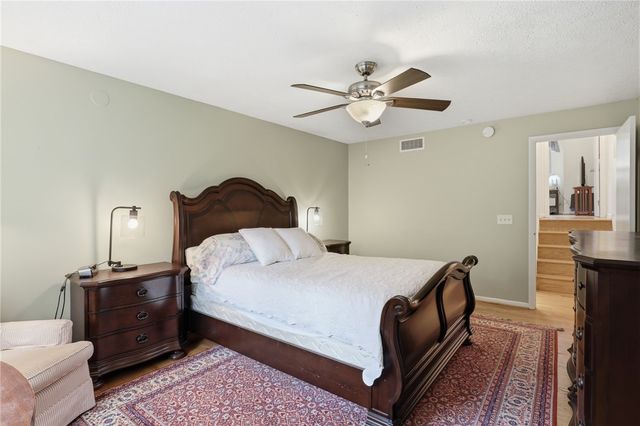 39 Menlo Pl, Rochester, NY 14620