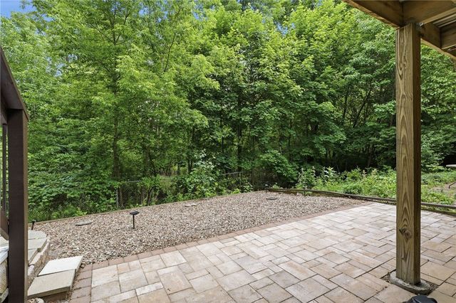 39 Menlo Pl, Rochester, NY 14620