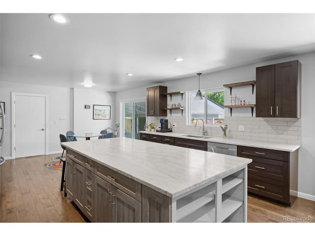 3941 S Hillcrest Dr, Denver, CO 80237