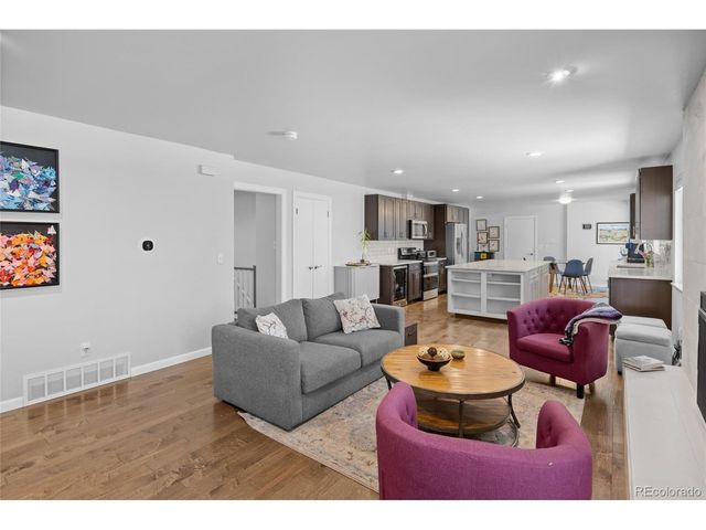 3941 S Hillcrest Dr, Denver, CO 80237