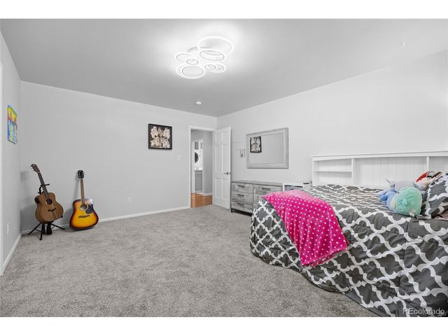 3941 S Hillcrest Dr, Denver, CO 80237