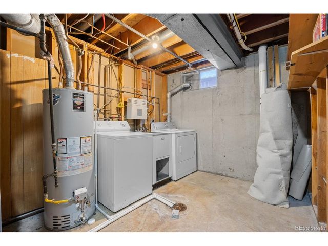 3941 S Hillcrest Dr, Denver, CO 80237