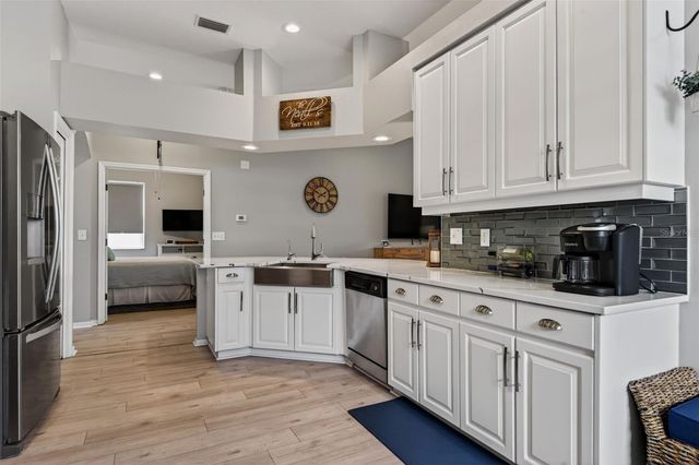 408 DELWOOD BRECK STREET, Ruskin, FL 33570