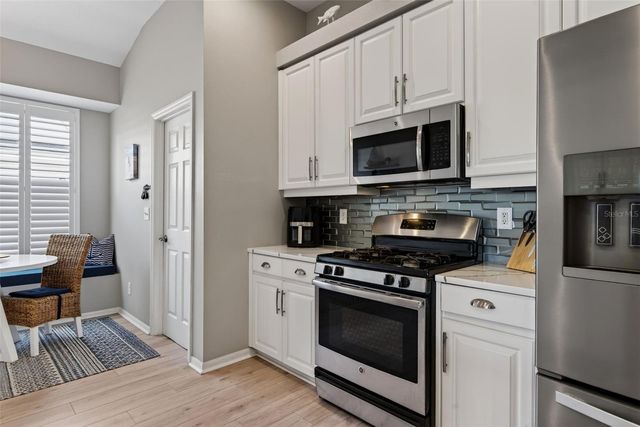 408 DELWOOD BRECK STREET, Ruskin, FL 33570