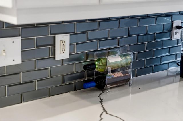 408 DELWOOD BRECK STREET, Ruskin, FL 33570