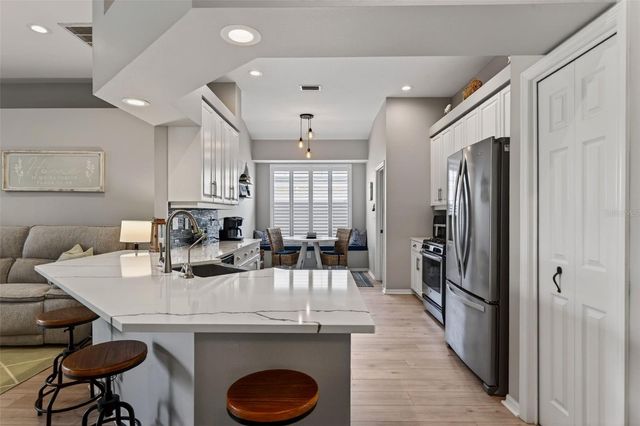 408 DELWOOD BRECK STREET, Ruskin, FL 33570