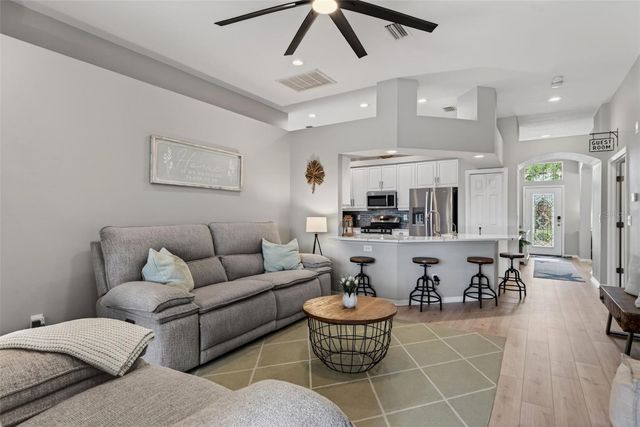 408 DELWOOD BRECK STREET, Ruskin, FL 33570