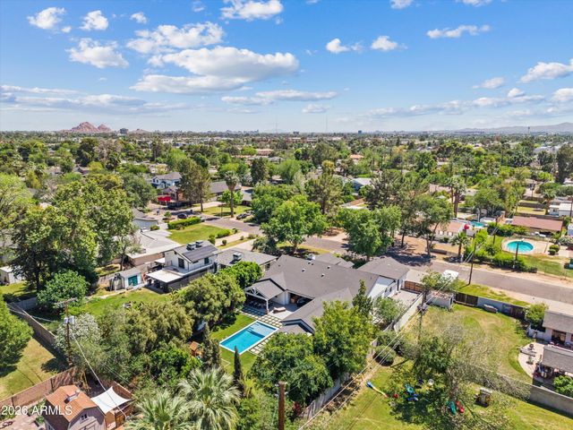 3216 E WELDON Avenue, Phoenix, AZ 85018