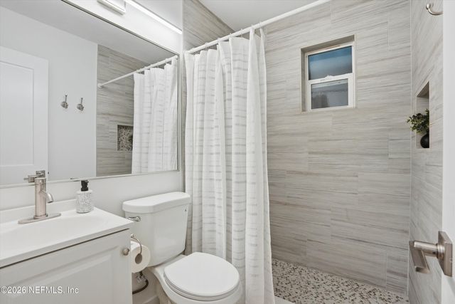 922 12TH Street N, Jacksonville Beach, FL 32250