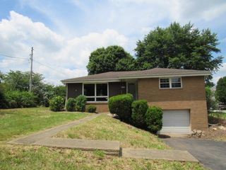 211 10th Street, Derry Twp, PA 15620