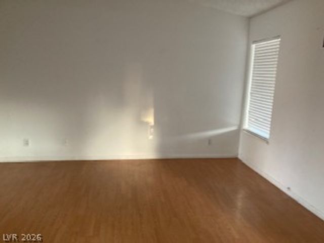 6801 High Bluff Way, Las Vegas, NV 89108