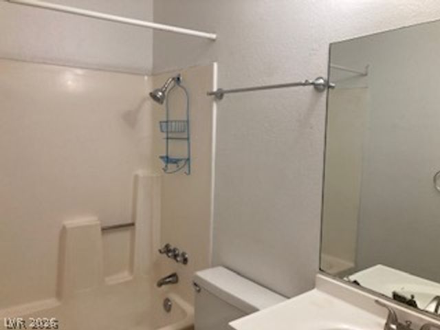 6801 High Bluff Way, Las Vegas, NV 89108