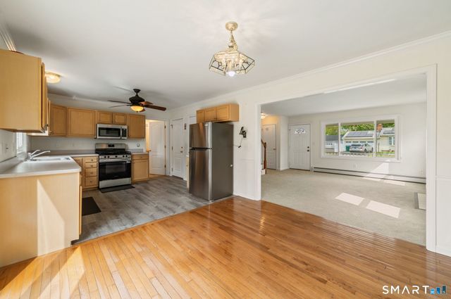 35 Euerle Street, Stratford, CT 06614