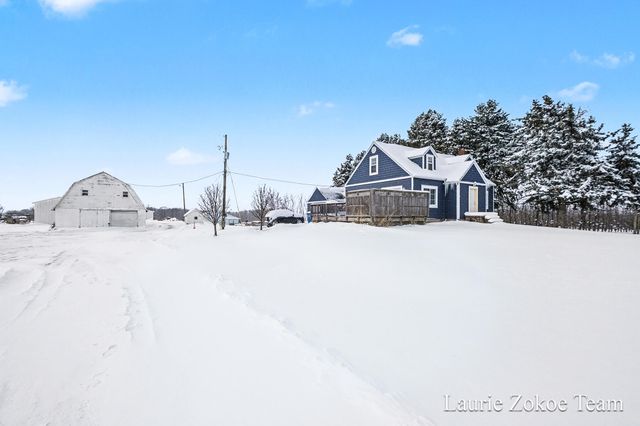 7737 Fruit Ridge Avenue NW, Sparta, MI 49345