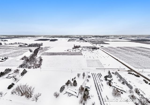 7737 Fruit Ridge Avenue NW, Sparta, MI 49345