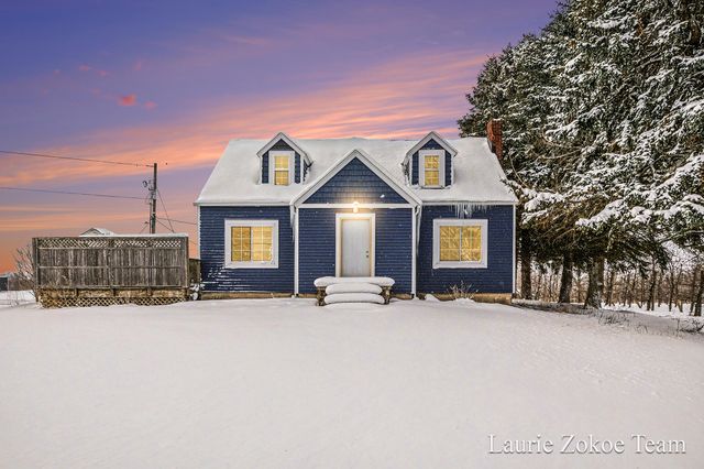 7737 Fruit Ridge Avenue NW, Sparta, MI 49345