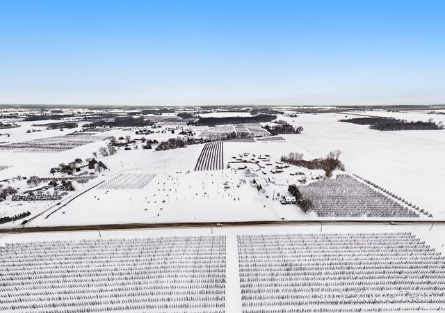 7737 Fruit Ridge Avenue NW, Sparta, MI 49345