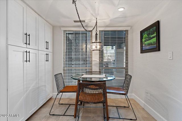 7702 E PLEASANT Run, Scottsdale, AZ 85258