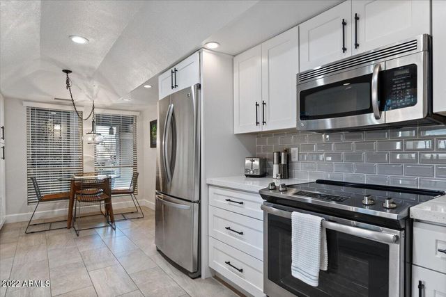 7702 E PLEASANT Run, Scottsdale, AZ 85258