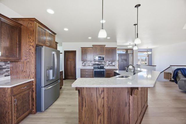 316 Prairie Drive, Harwood, ND 58042