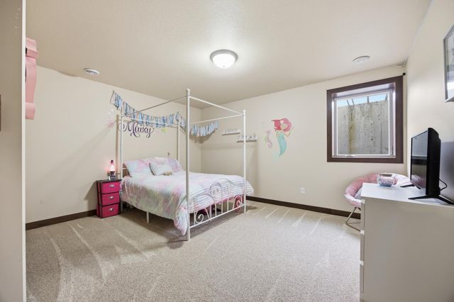 316 Prairie Drive, Harwood, ND 58042