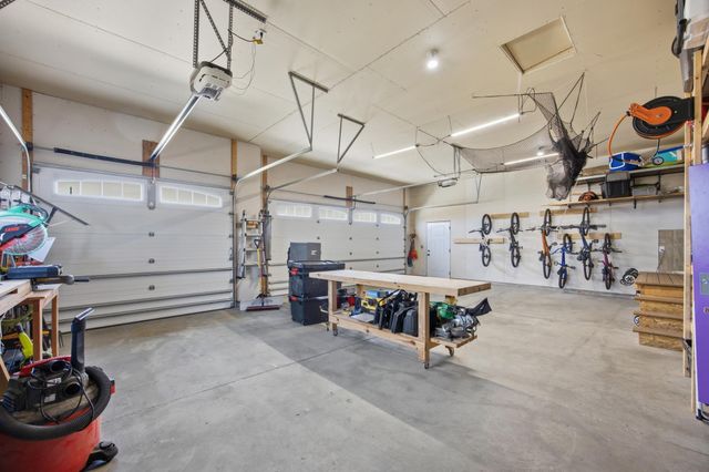 316 Prairie Drive, Harwood, ND 58042