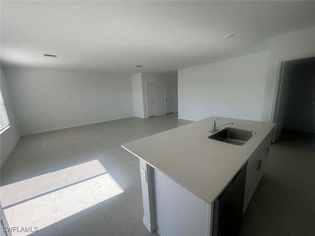 19550 Fairhill CT, Lehigh Acres, FL 33974