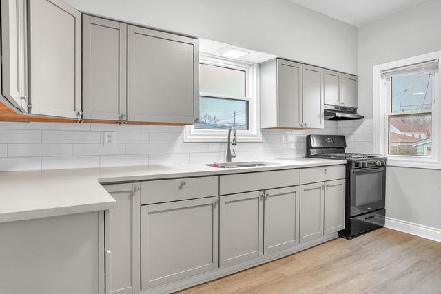 7428 Jackson Avenue, Hammond, IN 46324