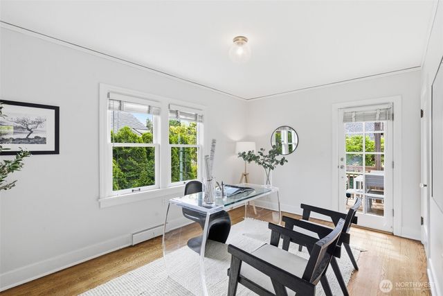 7348 Keen Way N, Seattle, WA 98103