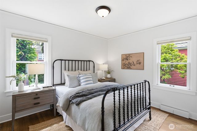 7348 Keen Way N, Seattle, WA 98103