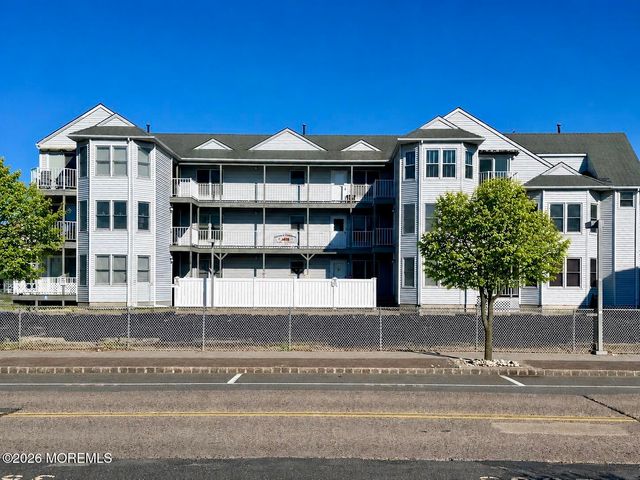 1418 Boulevard Boulevard 1, Seaside Heights, NJ 08751