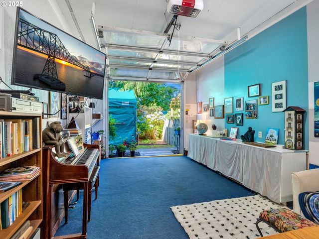 460 12TH Ave, Seaside, OR 97138