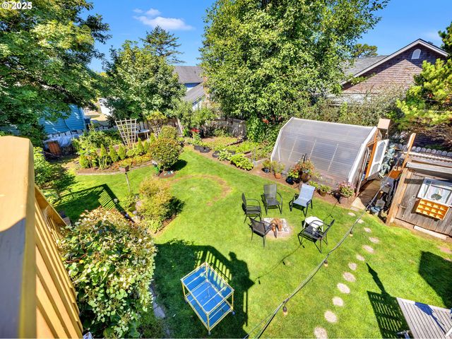 460 12TH Ave, Seaside, OR 97138