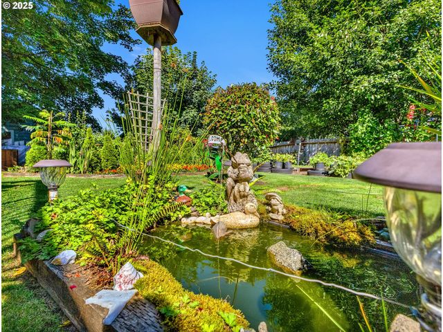 460 12TH Ave, Seaside, OR 97138