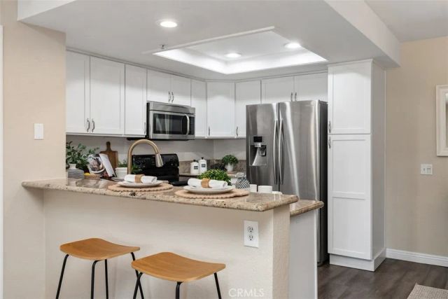 227 S Cross Creek D, Orange, CA 92869