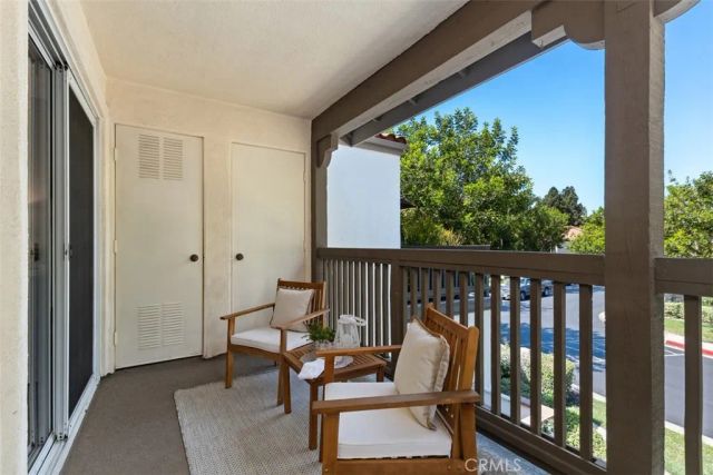 227 S Cross Creek D, Orange, CA 92869