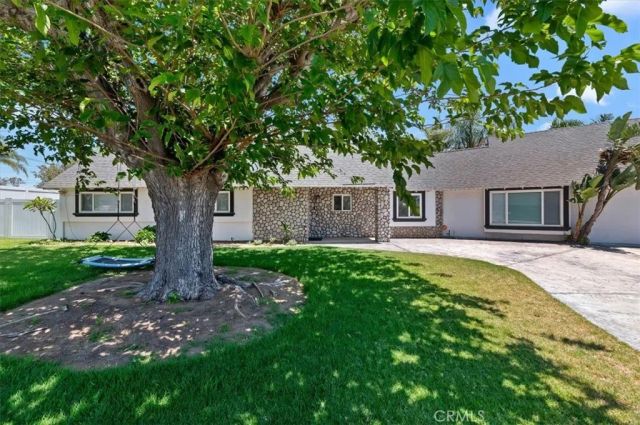2171 Indian Horse, Norco, CA 92860