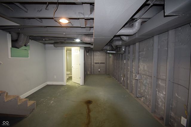 4231 Carrollton Avenue, Indianapolis, IN 46205