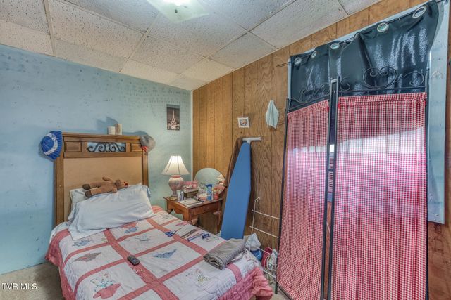 23262 Clayman Valley Road 1,2,3, Bristol, VA 24202