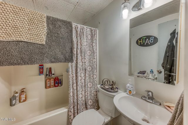 23262 Clayman Valley Road 1,2,3, Bristol, VA 24202