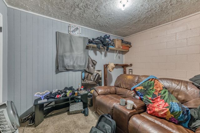 23262 Clayman Valley Road 1,2,3, Bristol, VA 24202