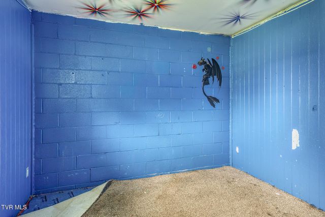 23262 Clayman Valley Road 1,2,3, Bristol, VA 24202